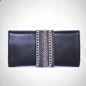 NILA ANTHONY  black clutch handbag with chain link detail